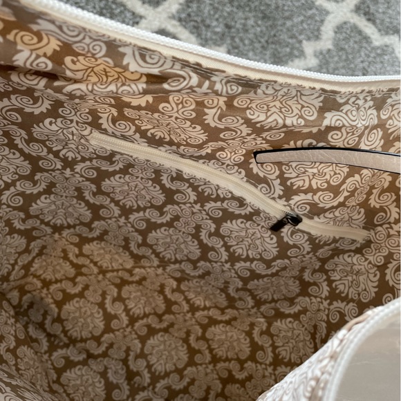 Off white hobo Tote Shoulder-bag - Picture 6 of 6